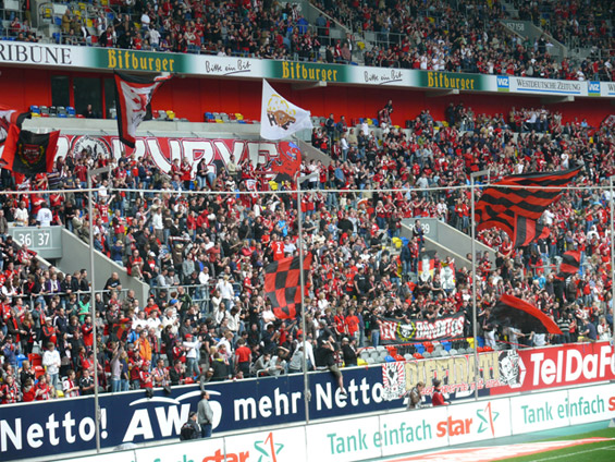 Bayer 04 Leverkusen vs Borussia Mönchengladbach (6-0) (11)