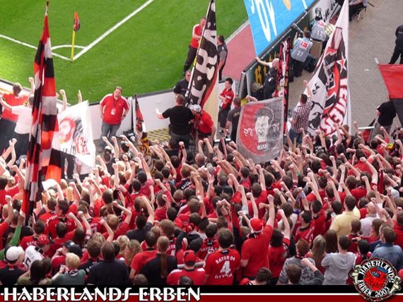 Bayer 04 Leverkusen vs FC St. Pauli (2-1) (4)