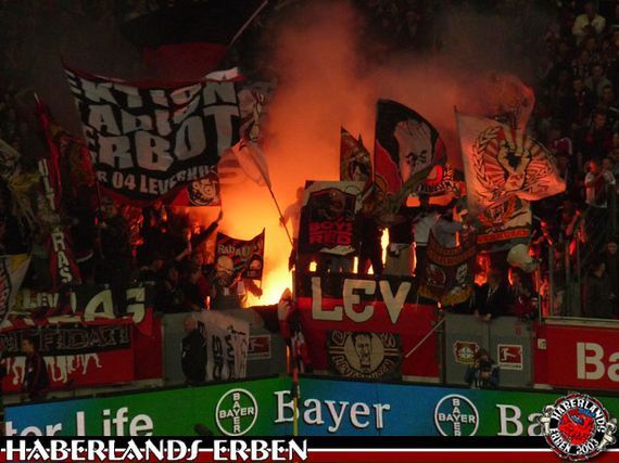 Bayer 04 Leverkusen vs Hamburger SV (2-2) (3)