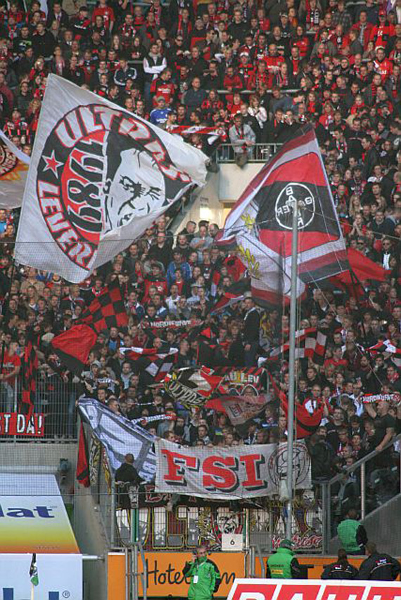 Borussia Mönchengladbach vs Bayer 04 Leverkusen (2-2) (1)