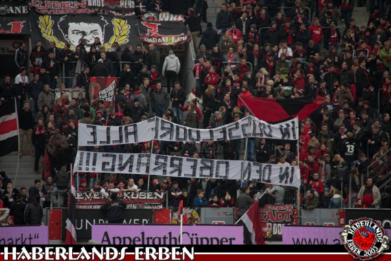 Bayer 04 Leverkusen vs FC Augsburg (2-1) (1)