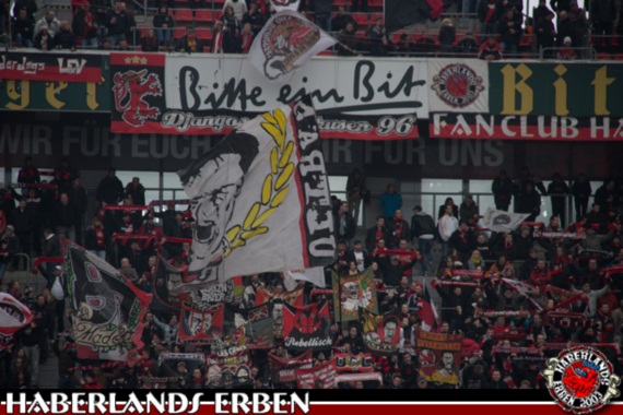 Bayer 04 Leverkusen vs FC Augsburg (2-1) (4)