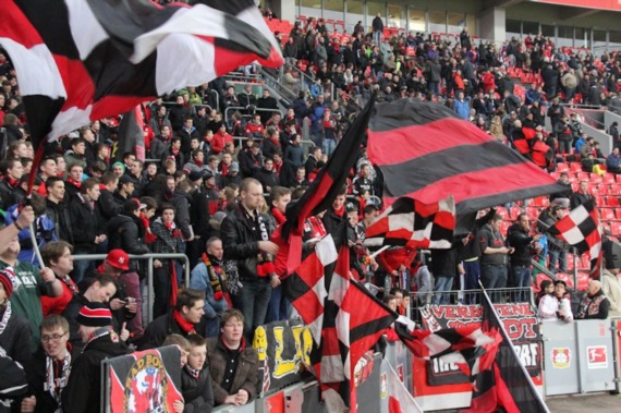 Bayer 04 Leverkusen vs VfB Stuttgart (2-1) (2)