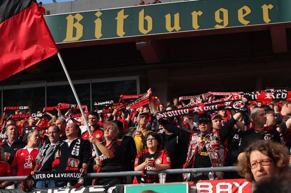 Bayer 04 Leverkusen vs FC Augsburg (2-1) (10)