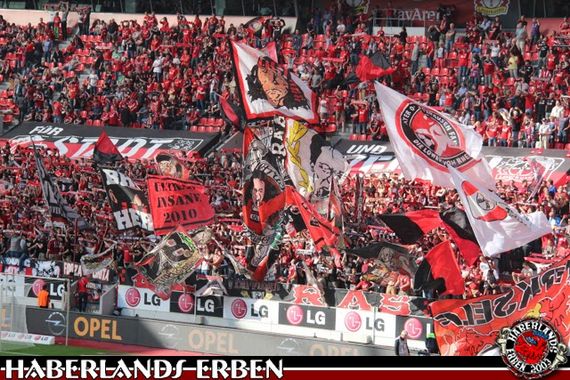 Bayer 04 Leverkusen vs SC Paderborn (2-2) (7)