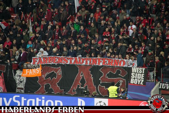 Bayer 04 Leverkusen vs FC Barcelona (1-1) (3)