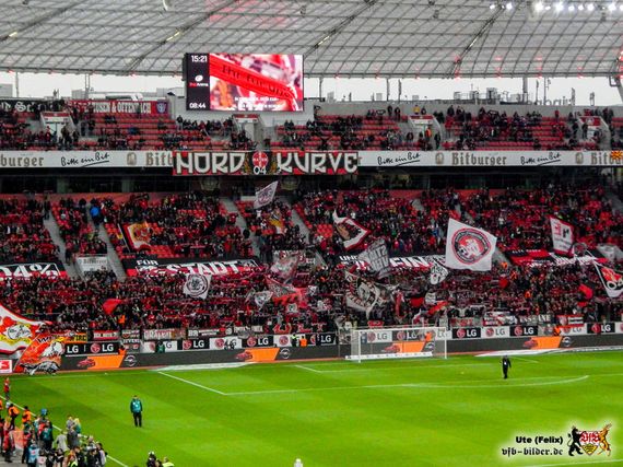 Bayer 04 Leverkusen vs VfB Stuttgart (4-3) (1)