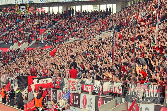 Bayer 04 Leverkusen vs FC Augsburg (1-1) (13)