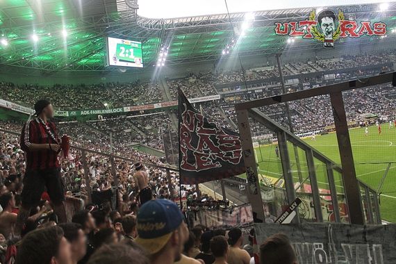 Borussia Mönchengladbach vs Bayer 04 Leverkusen (2-1) (3)