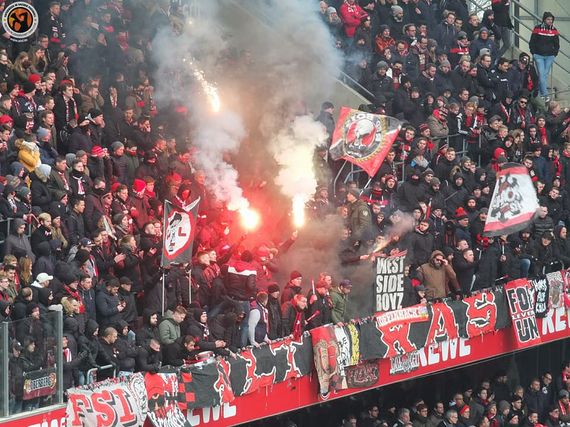 1. FC Köln vs Bayer 04 Leverkusen (2-0) (3)