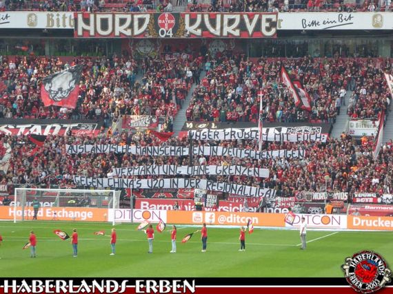 Bayer 04 Leverkusen vs Hamburger SV (3-0) (2)