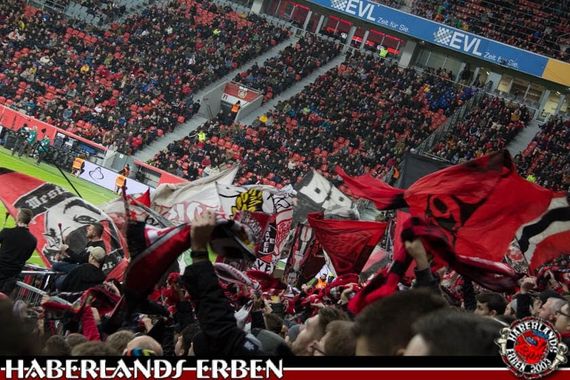 Bayer 04 Leverkusen vs FC Augsburg (1-0) (10)