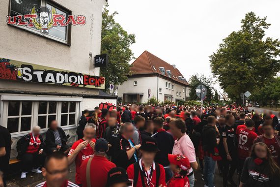 Bayer 04 Leverkusen vs SC Paderborn (3-2) (1)