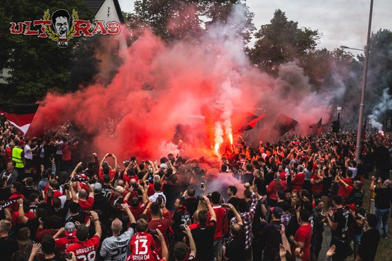 Bayer 04 Leverkusen vs SC Paderborn (3-2) (9)