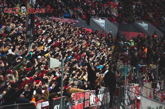 Bayer 04 Leverkusen vs FC Augsburg (2-0) (11)