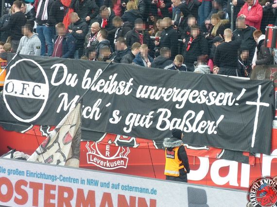 Bayer 04 Leverkusen vs Eintracht Frankfurt (4-0) (13)