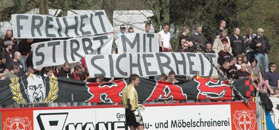 Bayer 04 Leverkusen II vs Holstein Kiel (4-0) (2)