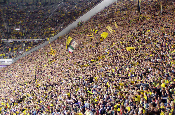 Borussia Dortmund vs 1. FC Nürnberg (2-2) (2)
