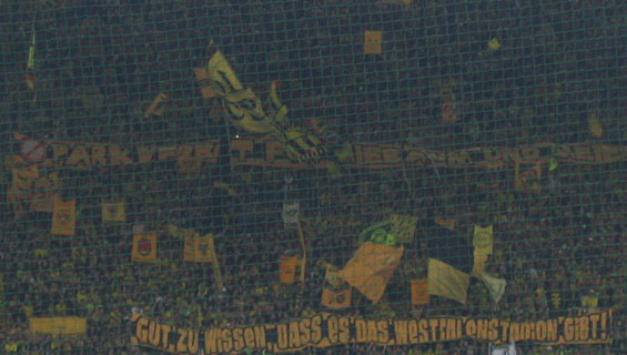 Borussia Dortmund vs Hamburger SV (1-1) (4)