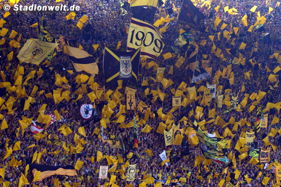 Borussia Dortmund vs FC Schalke 04 (1-2) (7)