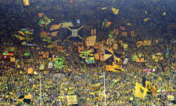Borussia Dortmund vs 1. FC Nürnberg (2-1) (1)