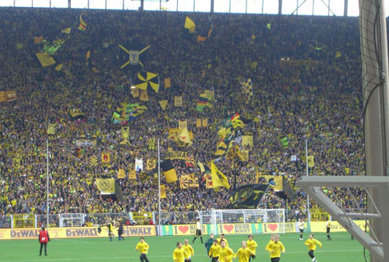 Borussia Dortmund vs FC Energie Cottbus (2-3) (4)