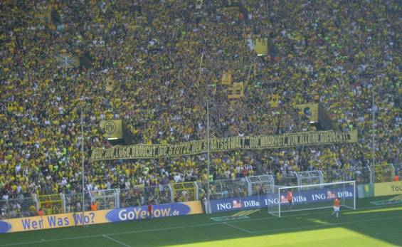 Borussia Dortmund vs Eintracht Frankfurt (2-0) (4)