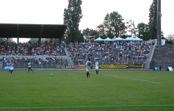FSV Oggersheim vs Borussia Dortmund (0-2) (2)
