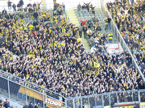 Bayer 04 Leverkusen vs Borussia Dortmund (2-2) (2)