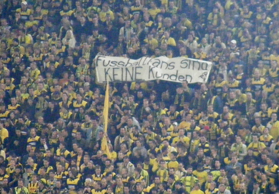 Borussia Dortmund vs Hamburger SV (0-3) (4)