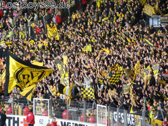 VfB Stuttgart vs Borussia Dortmund (2-1) (11)