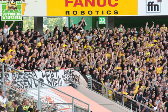 VfL Wolfsburg vs Borussia Dortmund (3-0) (8)