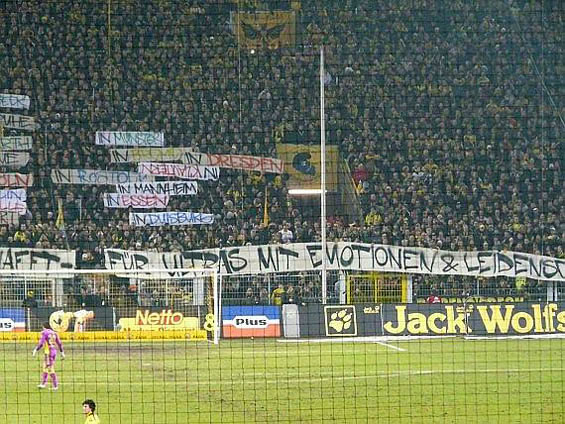 Borussia Dortmund vs Eintracht Frankfurt (2-3) (9)