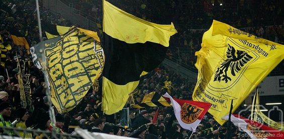 Borussia Dortmund vs Karpaty Lviv (3-0) (1)