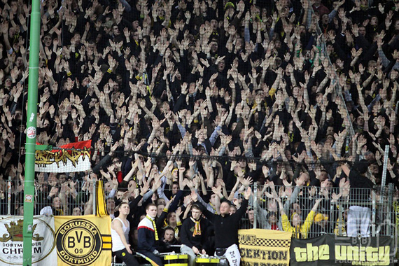 1. FC Kaiserslautern vs Borussia Dortmund (1-1) (15)