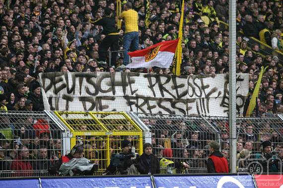 Borussia Dortmund vs FC St. Pauli (2-0) (9)