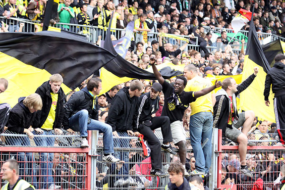 FC St. Pauli vs Borussia Dortmund (1-3) (3)