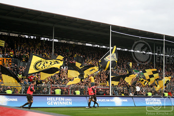 FC St. Pauli vs Borussia Dortmund (1-3) (4)