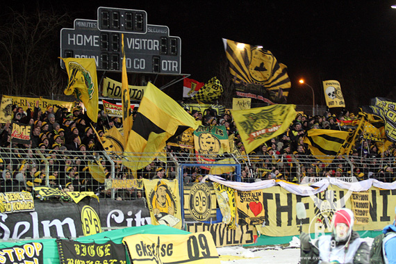 Holstein Kiel vs Borussia Dortmund (0-4) (3)