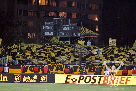 Holstein Kiel vs Borussia Dortmund (0-4) (12)