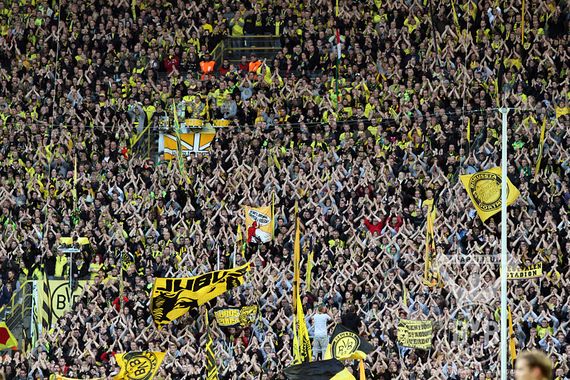 Borussia Dortmund vs Borussia Mönchengladbach (5-0) (2)