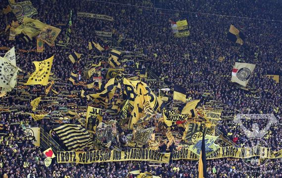 Borussia Dortmund vs FC Augsburg (2-2) (1)