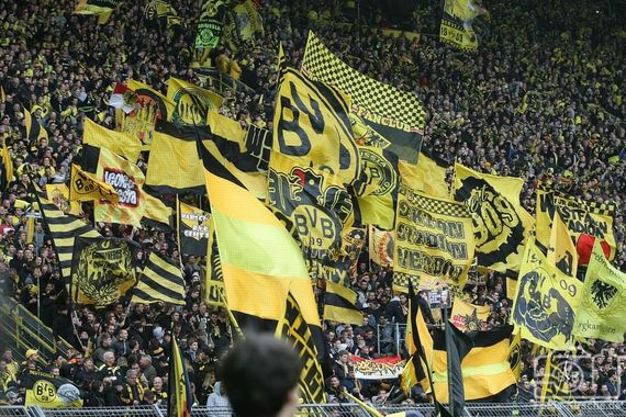 Borussia Dortmund vs Borussia Mönchengladbach (1-2) (4)
