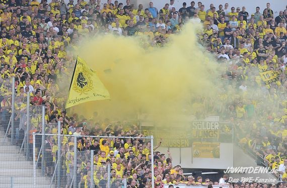 Rot-Weiss Essen vs Borussia Dortmund (1-5) (3)