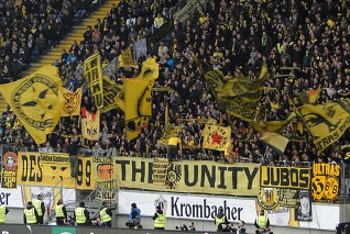 Eintracht Frankfurt vs Borussia Dortmund (2-1)