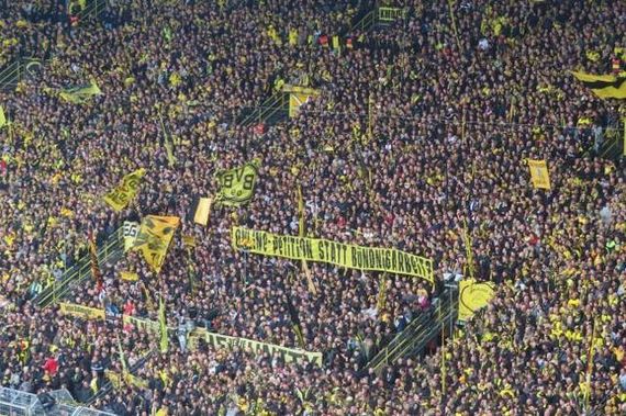 Borussia Dortmund vs FC Schalke 04 (2-4) (12)