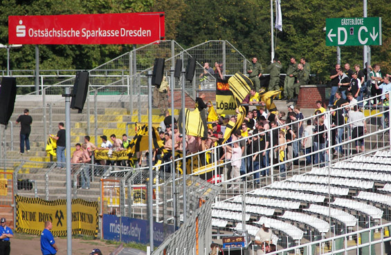 Dynamo Dresden vs Borussia Dortmund II (2-1) (1)