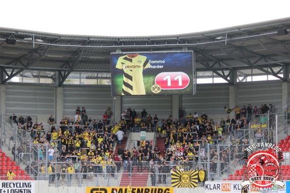 Hallescher FC vs Borussia Dortmund II (0-0) (9)