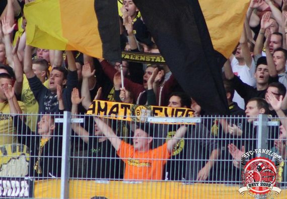 Hallescher FC vs Borussia Dortmund II (0-0) (13)