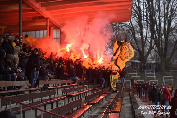 Borussia Dortmund II vs Rot-Weiss Essen (0-1) (1)